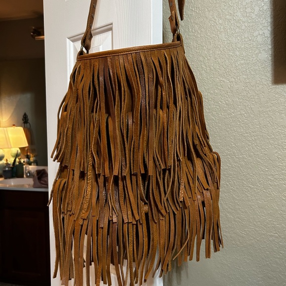 Tan ,Fringed ,Crossbody Bag ,Leather Material .New - Picture 3 of 9